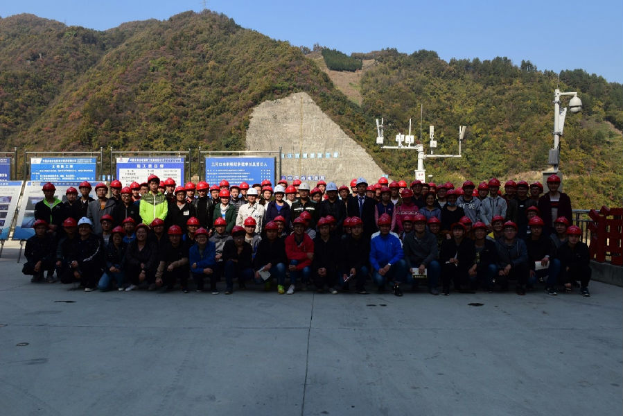 钢结构与工程研究院主持完成的“三河口水利枢纽施工期监控管理智能化项目”完工验收拉开序幕5.jpg