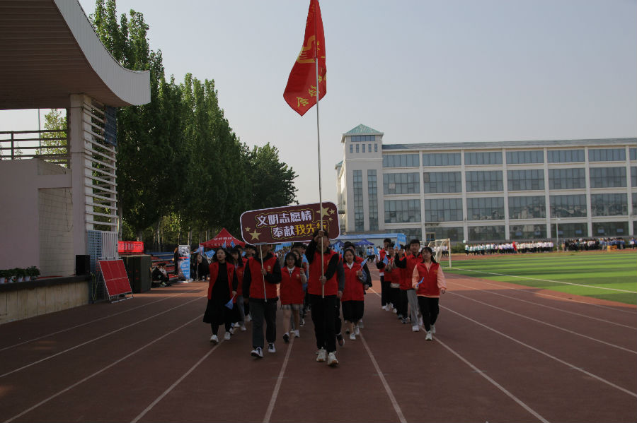 青年志愿者方阵1.jpg
