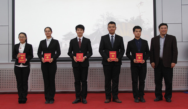 IMG_1884_副本 王书记.jpg