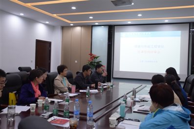 F:9年 讲课大赛系列讲座照片视频微视频评审会DSC_3498.JPG