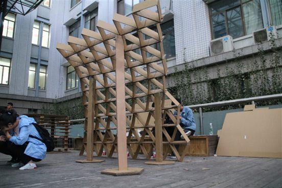 C:UsersAdministratorDesktop月新闻稿?8年第一届建筑模型设计大赛活动材料第一届建筑模型设计大赛活动照片看图王批量图片转换结果IMG_2228.JPG