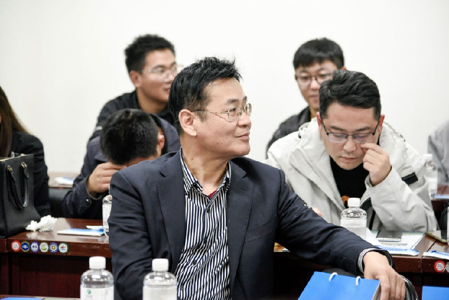 校友座谈会7.png