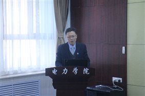 D:办公研究生秘书学院-学位点评估国务院学位办关于2018年学位授权点合格评估有关事项的通知学科硕士点自评估照片 月四日IMG_1820.JPG