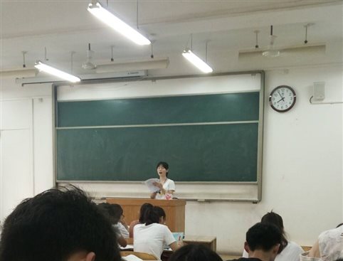 C:UserssimonzDesktop学习部新闻稿查课图片2.jpg