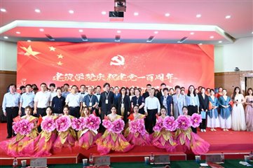 qxlarge-dsc-D5EB771B22DFA17AA210336BD042ECF3